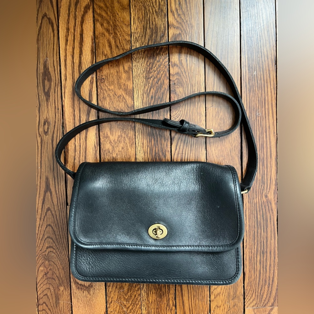 Vintage Coach Black Leather Crossbody Purse